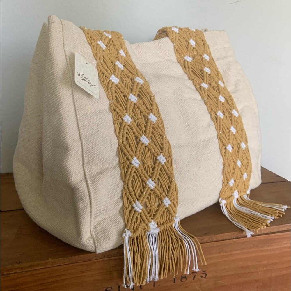 Free People ~ Mia Macrame Strap Tote ~ NWT - Picture 16 of 16